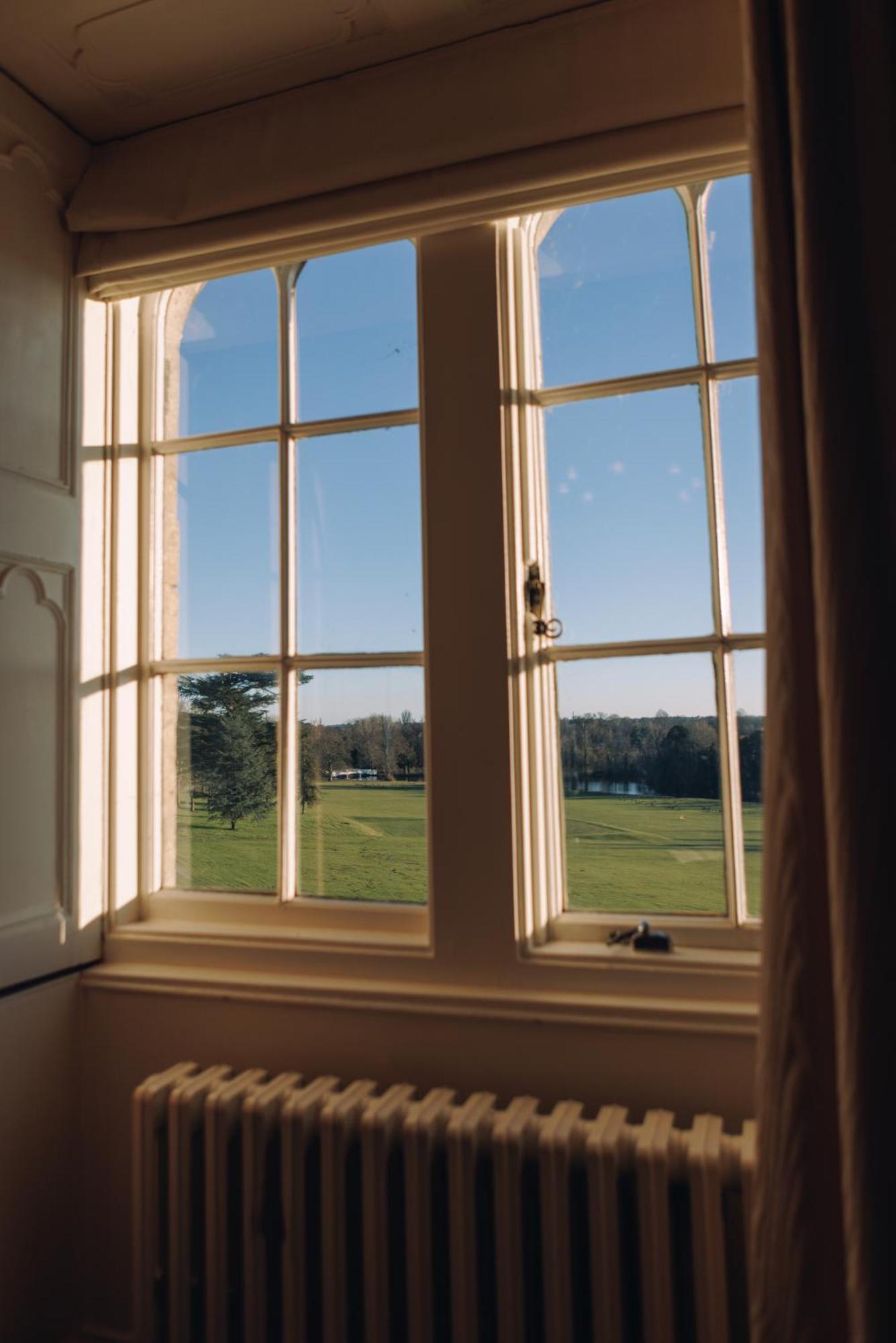 Гостевой дом Donnington Grove Ньюбери Экстерьер фото